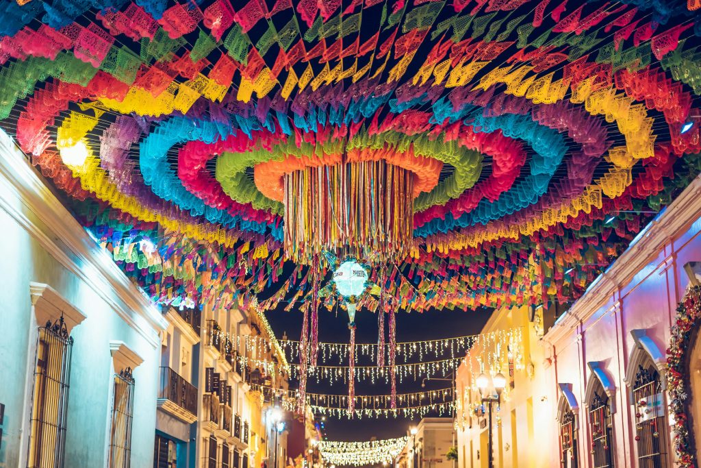 Street decorations, Oaxaca de Juárez, México - Jhovani Morales