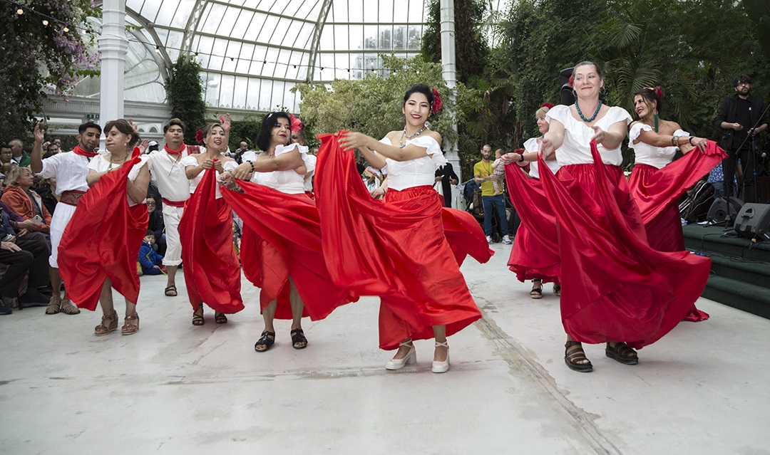 Maya - Luma Creations Dancers performing at le Feria in Sefton Park Palm House Ian Chantler